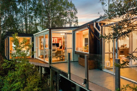 11 Wood Bay Road, Titirangi, Auckland