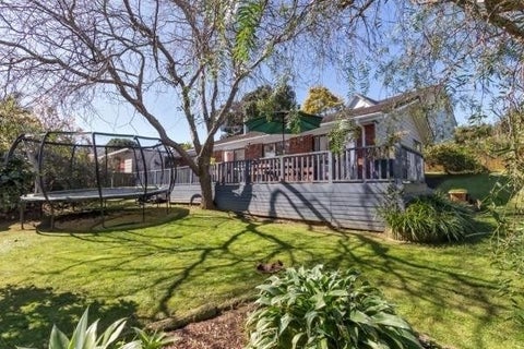 5 Photinia Place, Botany Downs, Auckland