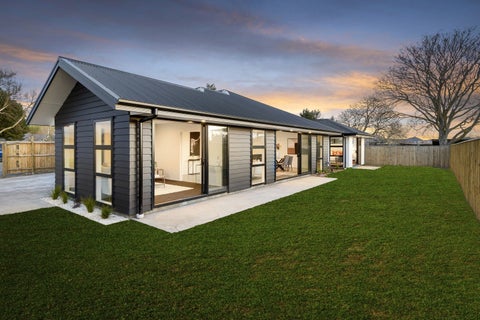 112 Carnaveron Drive, Lincoln, Lincoln