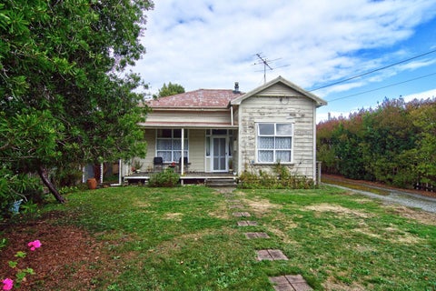 29 Clifton Avenue, Carterton