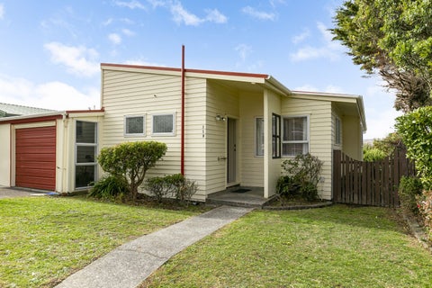 35B Cambrian Street, Churton Park, Wellington