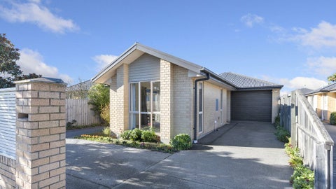 4/34 Avonhead Road, Avonhead, Christchurch