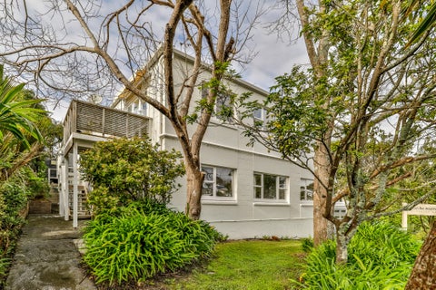 2/5 Edgars Road, Westmere, Auckland