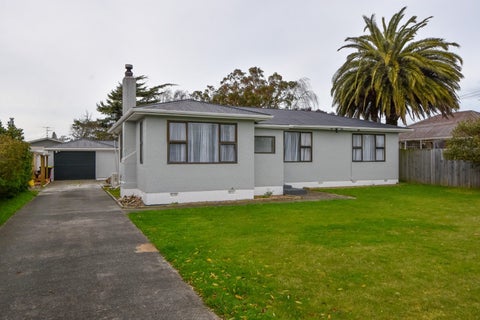 13 Diamond Street, Carterton