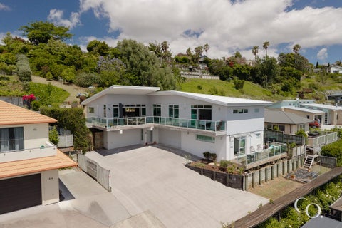 210 Castlewold Drive, Bethlehem, Tauranga