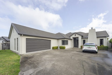 18 Darjon Drive, Huntington, Hamilton