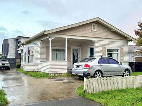 69 Abbotts Way, Remuera, Auckland