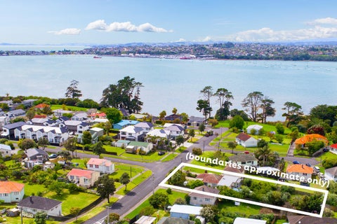 5 Kotae Road, Wai o Taiki Bay, Auckland