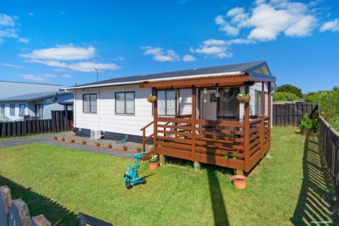 6 Barrys Road, Glendene, Auckland