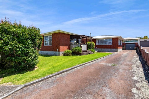 8 Kennedy Place, Merrilands, New Plymouth