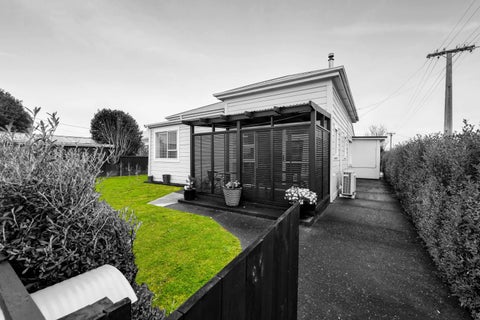 32 Collins Street, Hawera