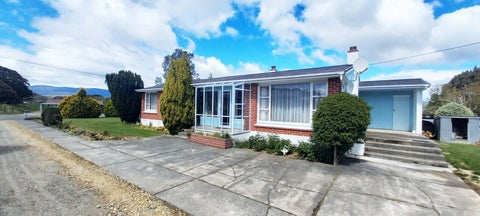 12 Erskine Street, Tuatapere, Tuatapere