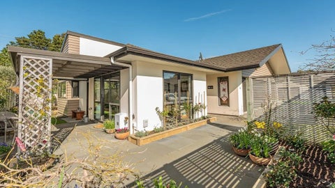 2/2 Caversham Road, Westmere, Whanganui