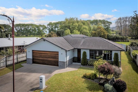 16 Wells Place, Whitianga, Whitianga