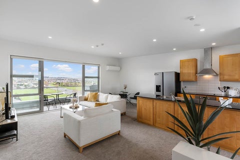 19/63 Kestev Drive, Flat Bush, Auckland