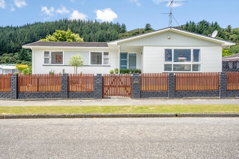 12 Berkeley Road, Wainuiomata, Lower Hutt