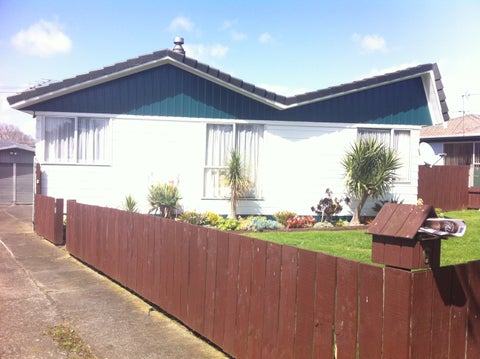 6 Benton Place, Manurewa, Auckland