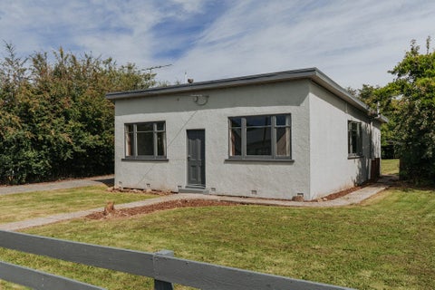 28 Burns Street, Milton, Milton