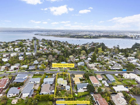 10 Drome View Place, Beach Haven, Auckland