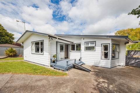 22 Saturn Crescent, Milson, Palmerston North