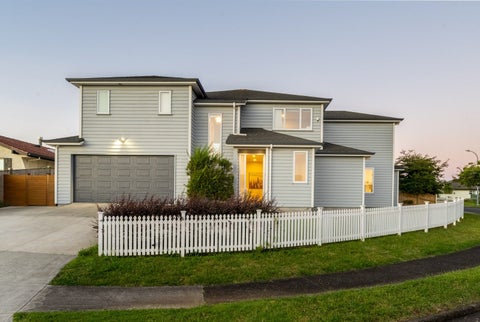 10 Hedge Row, Sunnyhills, Auckland