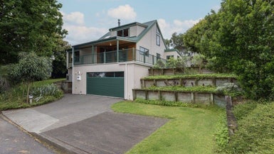 6 Fiesta Grove, Raumati Beach, Paraparaumu