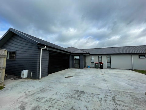 4 Varsity Heights, Fitzherbert, Palmerston North