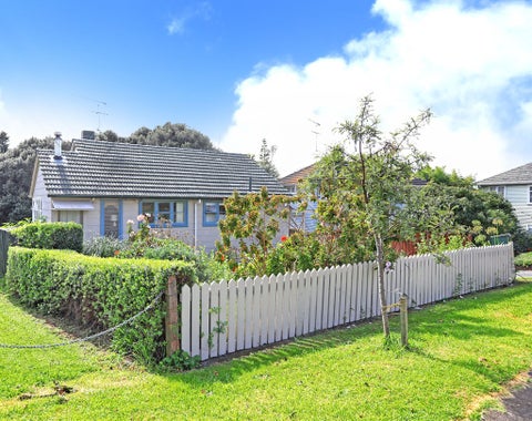 11 Oran Road, Panmure, Auckland