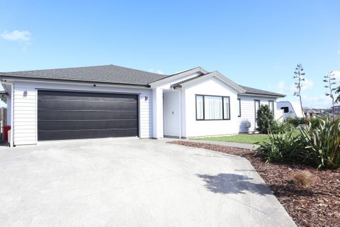 15 Kelly Road, Riverhead, Riverhead