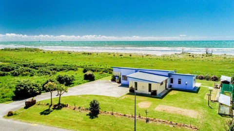 18 Elley Drive, Carters Beach, Westport