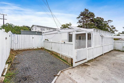 1/164 Beach Haven Road, Beach Haven, Auckland