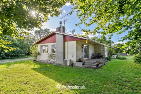 8 Boundary Road, Featherston