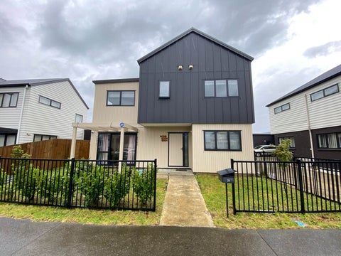 28 Black Beech Crescent, Takanini, Auckland