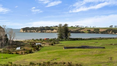 8 Taha Puke Road, Okura Bush, Silverdale