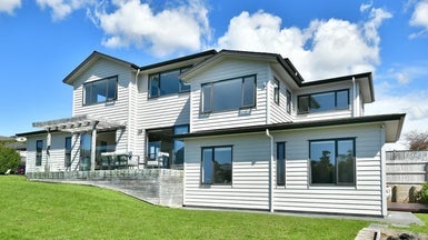 76 Ridgedale Road, Silverdale, Auckland