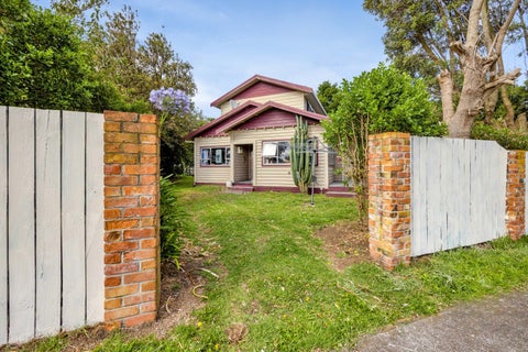 76 Patu-Kukupa Street, Manaia, Manaia