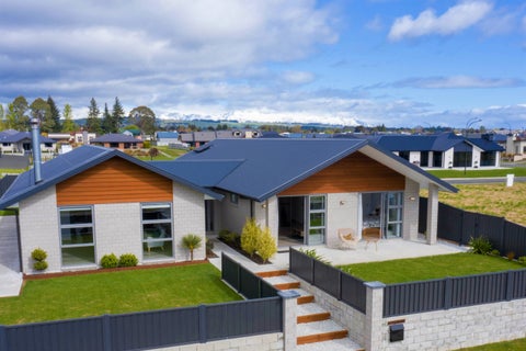 34 Pounamu Drive, Te Anau, Te Anau