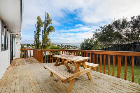 42 Maywood Crescent, Glen Eden, Auckland