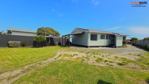 40 Simcox Street, Otaki Beach, Otaki