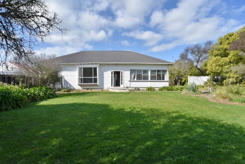 176 Seaview Road, New Brighton, Christchurch
