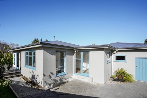 16 Collins Drive, Waikuku Beach, Waikuku Beach