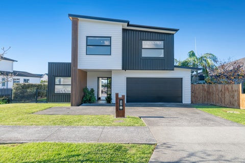 66 Colonial Drive, Silverdale, Silverdale