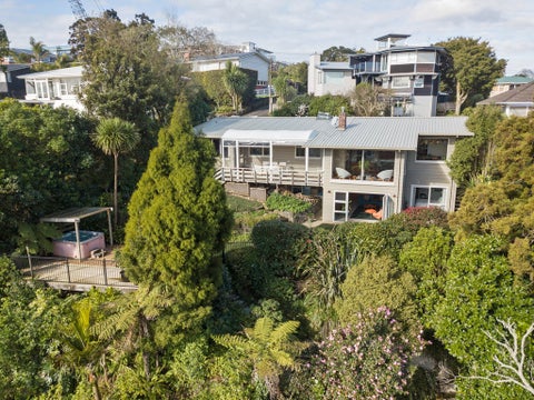 38 MacPherson Street, Meadowbank, Auckland