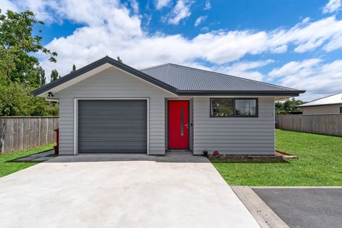 24B Kempton Street, Greytown
