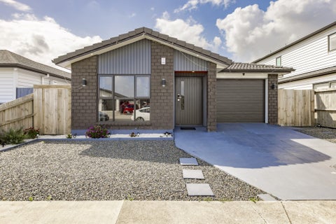 18 Survila Street, Takanini, Auckland