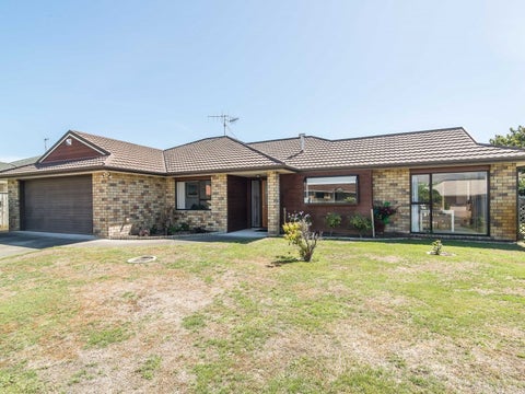 21 Hadleigh Court, Paraparaumu