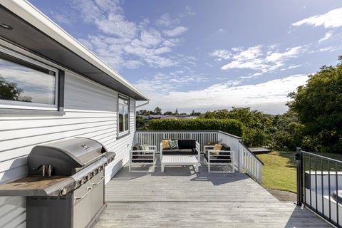 10 Holford Street, Westown, New Plymouth