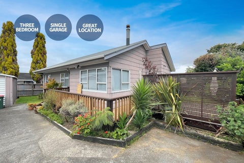 2/41 Great South Road, Papakura, Auckland