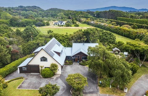 7 Shotover Grove, Waikanae