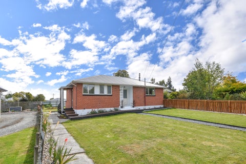 48 Dryden Street, Milton